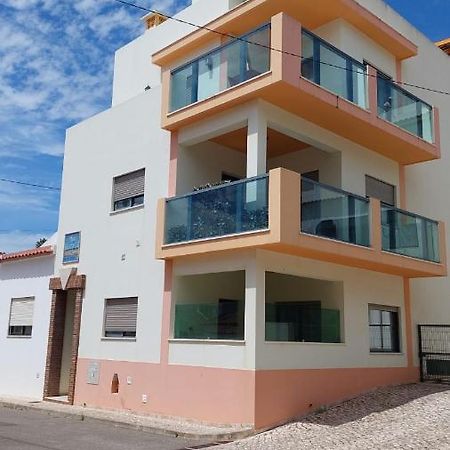 Edificio Tomás 1 Ferragudo (Faro) Exterior foto